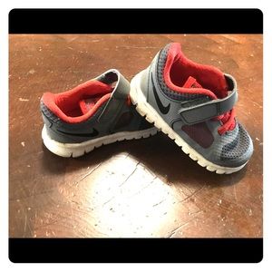 Nike shoes toddler 5